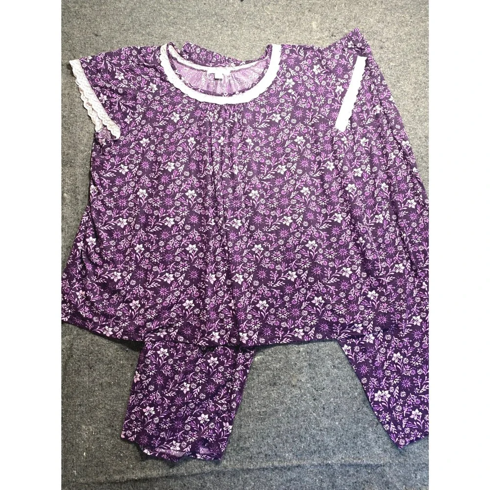 Dreams & Co Purple Floral Lace Trim Pajama Set Plus 3X 30/32 Short Sleeve PJ